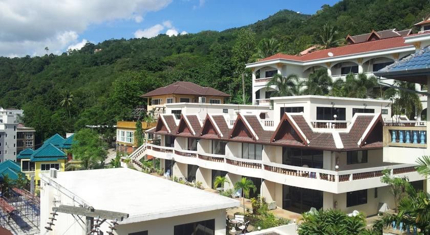 Blue Sky Patong 호텔 외부 사진