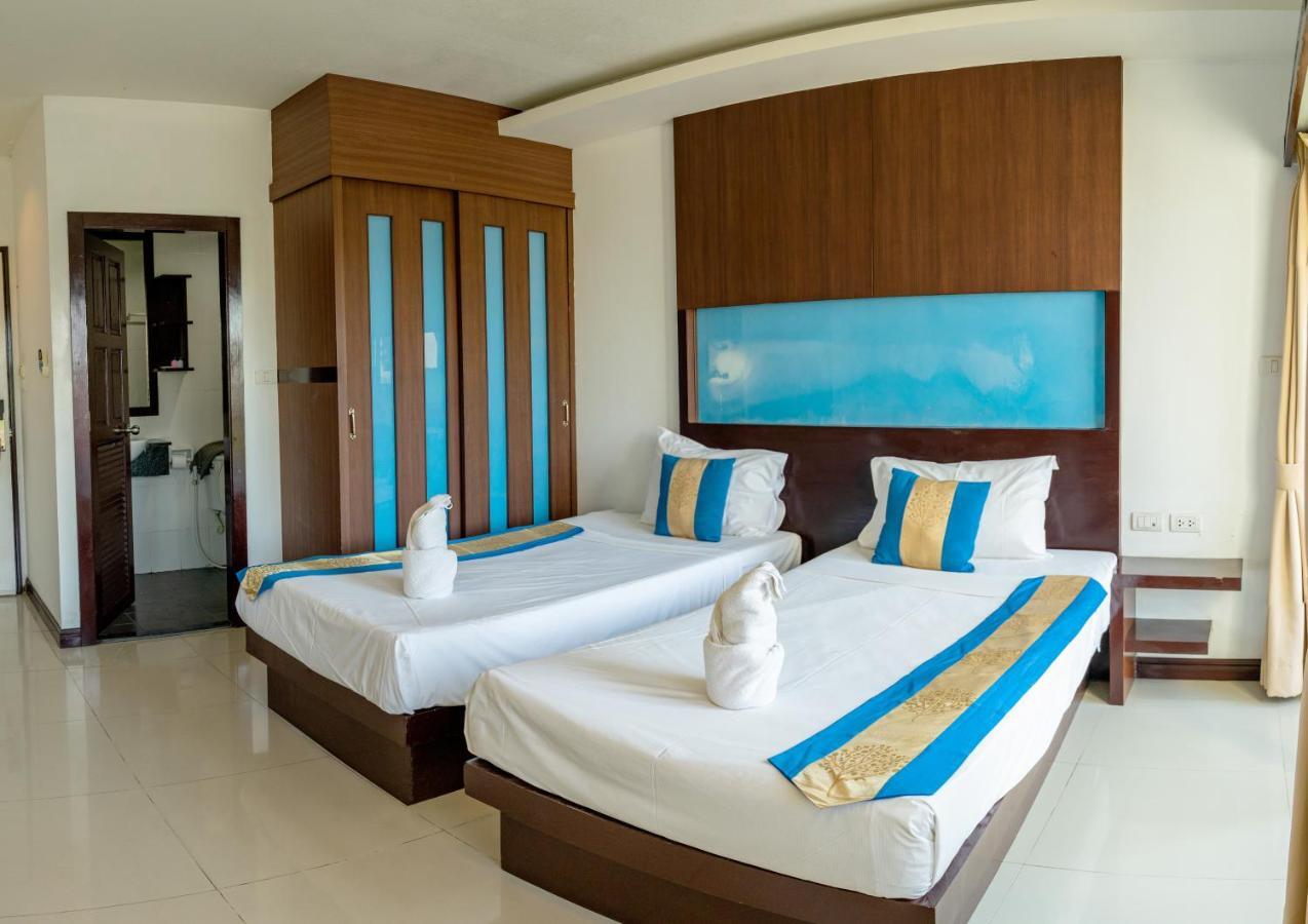 Blue Sky Patong 호텔 외부 사진