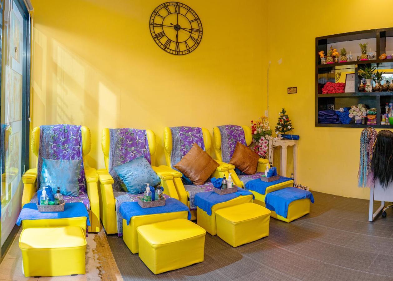 Blue Sky Patong 호텔 외부 사진